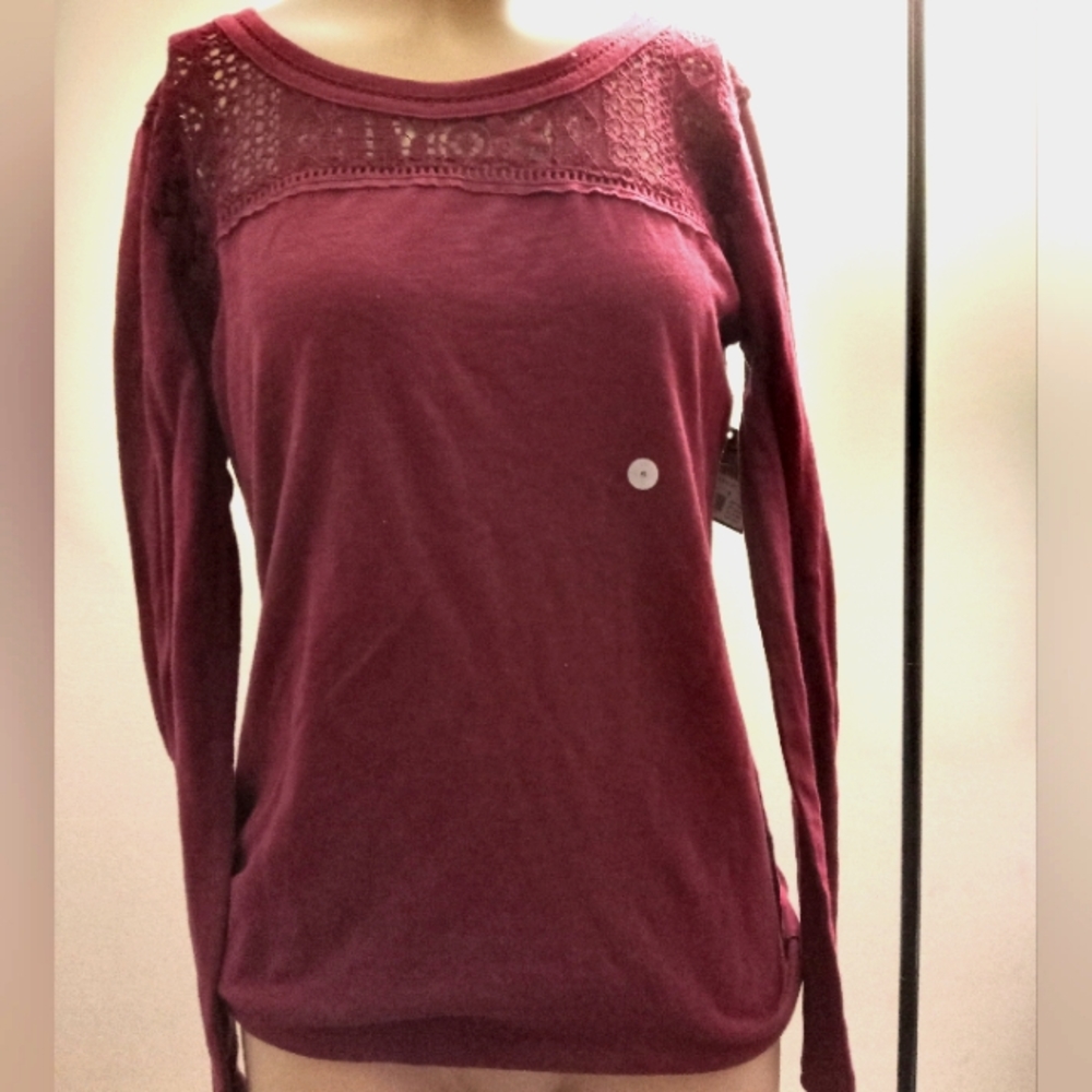 Eddie Bauer long sleeve shirt size small New With Tags
